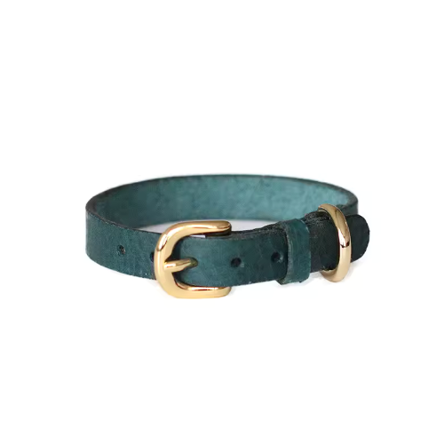 Green Smooth Calfskin Leather Buckle Cat Collar with D-Shape Buckle - Nature-inspired and Trendy