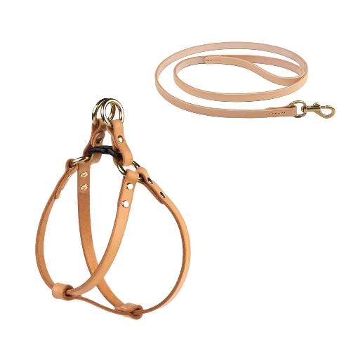 Natural Color Tailored Nappa Leather Harness Walk Set: Embrace the timeless appeal of our natural color harness set, crafted from premium Nappa leather for a sophisticated and understated look.